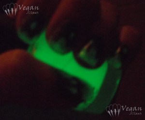 itsalive_zombody_glow China Glaze It's Alive, OPI Zom-body to Love