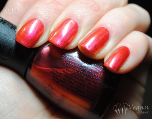 Nubar Pink Flame, artificial light