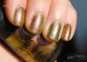 wildlife_crowdsurfing8 Nubar Wildlife and LA Girl Crowdsurfing