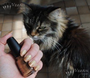 kalaharikiss_herdthat_zella China Glaze Kalahari Kiss and I Herd That with Azrael