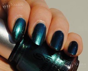 China Glaze Deviantly Daring