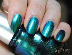 China Glaze Deviantly Daring