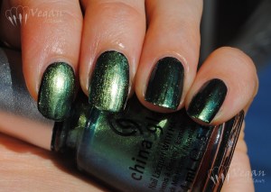 unpredictable_black4 China Glaze Unpredictable over black