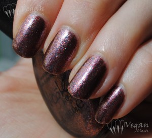 bustamauve Nicole by OPI Just Busta Mauve