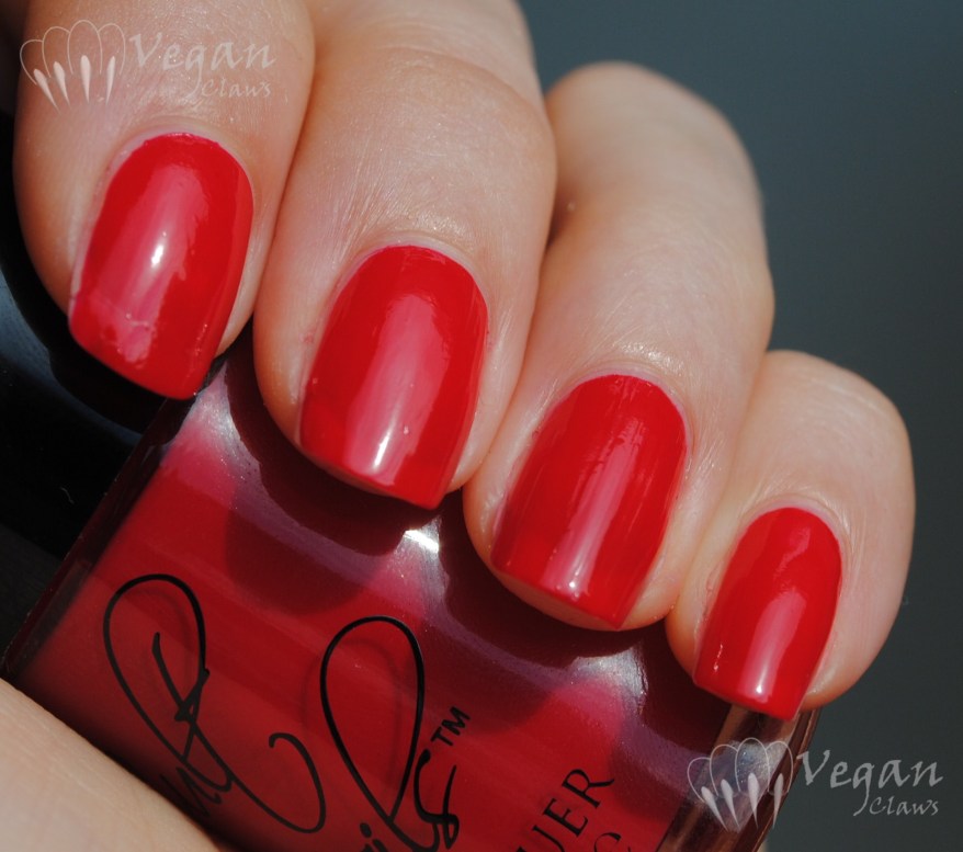 Cult Nails Evil Queen