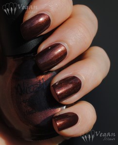 Nicole by OPI Love Me, Love the Earth