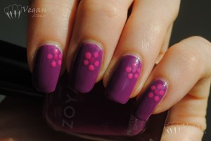 Zoya Kieko with dots in Reagan and Lara