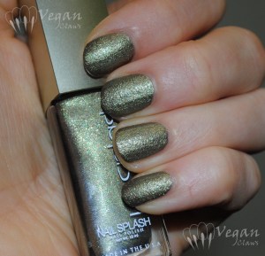 LA Splash Komodo Dragon - with flash