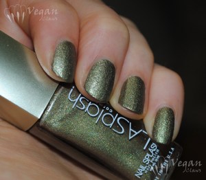 LA Splash Komodo Dragon - with flash