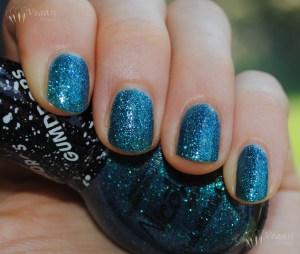 Nicole by OPI That's What I Mint with topcoat