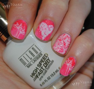 Milani White On the Spot with gradient of LA Girl Sandals and Sand Dune