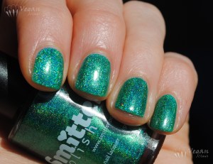 Smitten Polish Claddagh