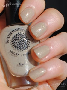 blackdahlialacquer_beachjasmine2