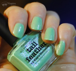 picturepolish_tailfeather_bottle