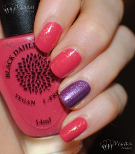 blackdahlialacquer_bloomingsunflowers_90innovember_flash