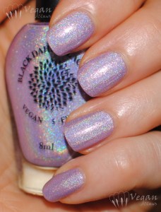 blackdahlialacquer_mountainlaurel_flash2